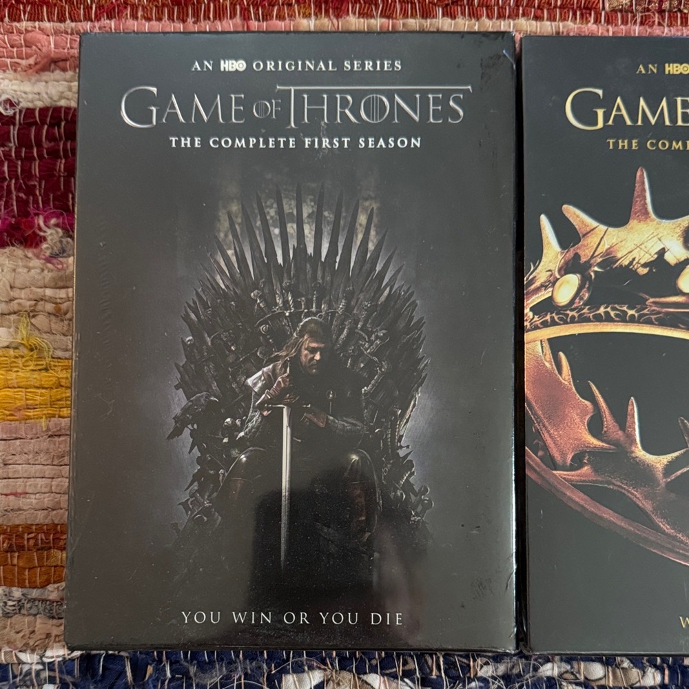 Game of Thrones Complete Seasons 1-3 DVD Set - Black and Gray - Picture 2 of 5